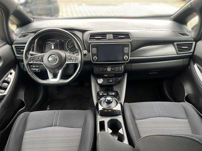Nissan Leaf ZE1 Acenta 40kWh Kamera Carplay&Android Klima
